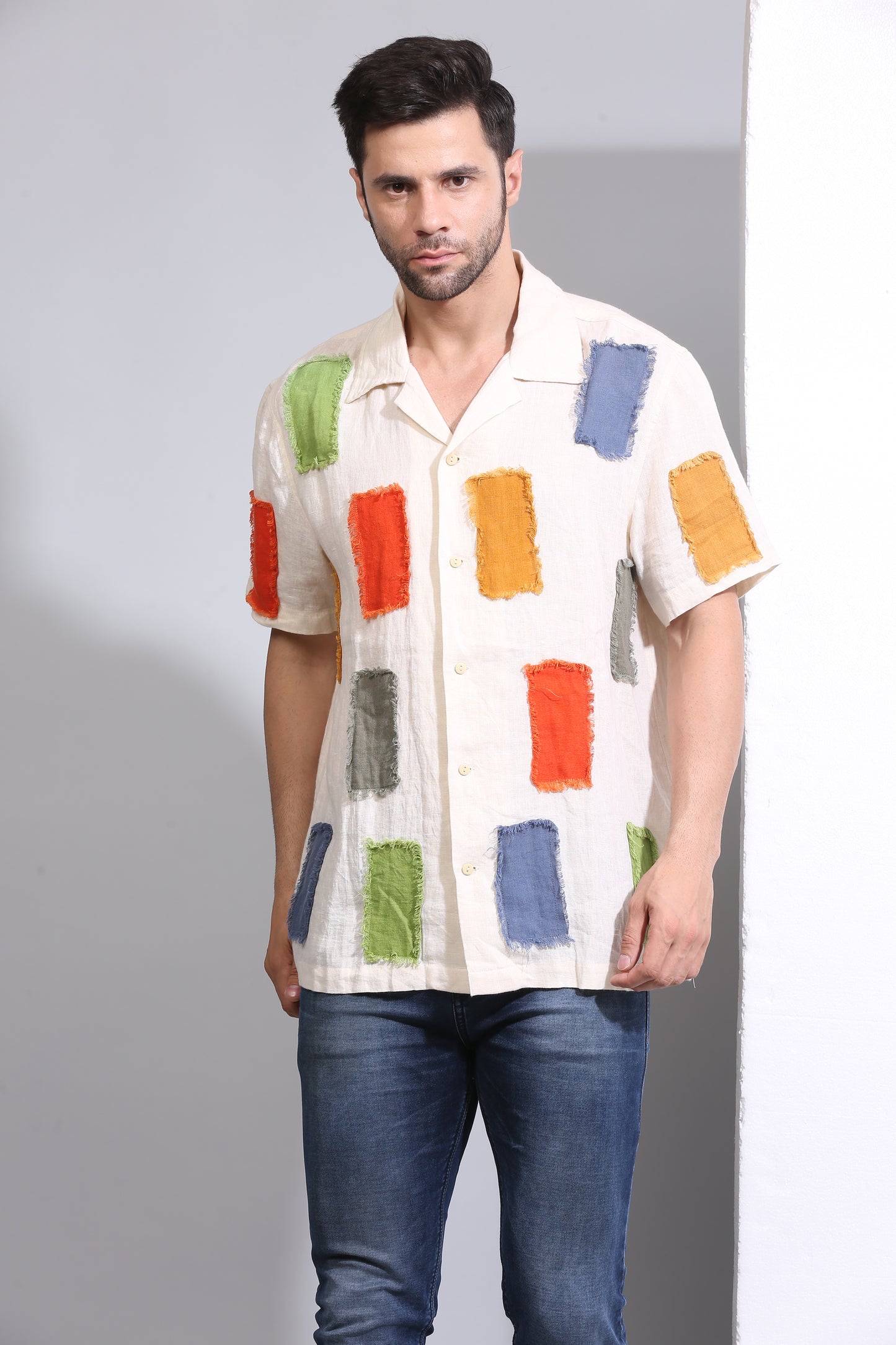 APPLIQUE MULTI PATCH LINEN SHIRT