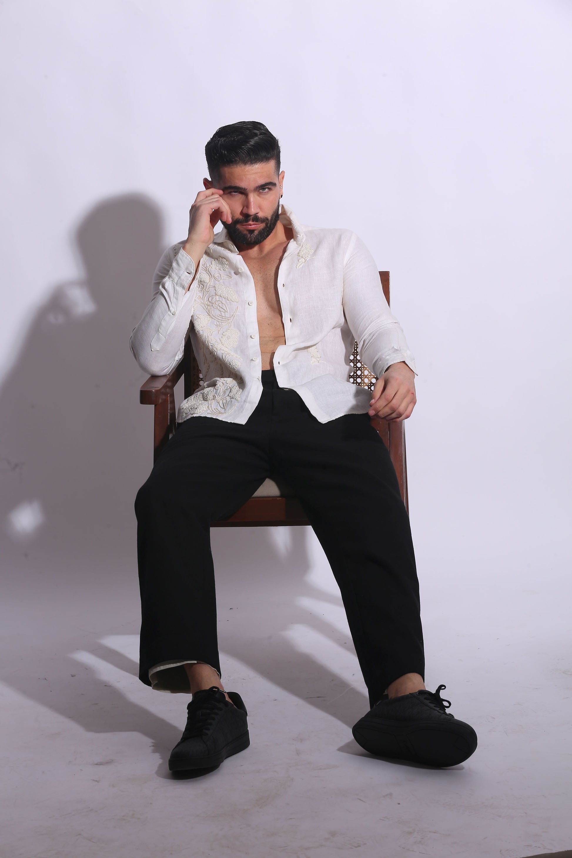 “Embroidered linen Maglia Chic maglia/cotton Breather Premium shirt, Eurostyle. 