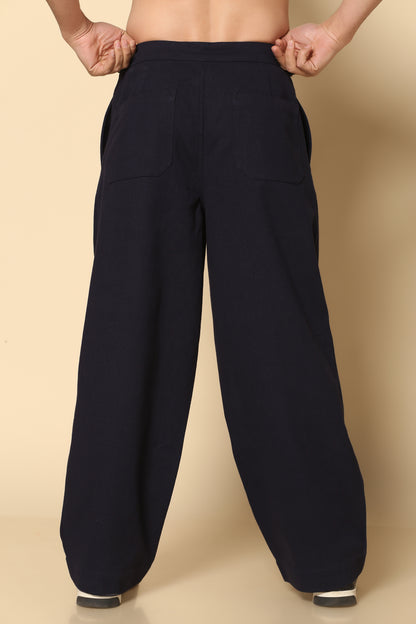 Suitable for casual, formal, and daily wear