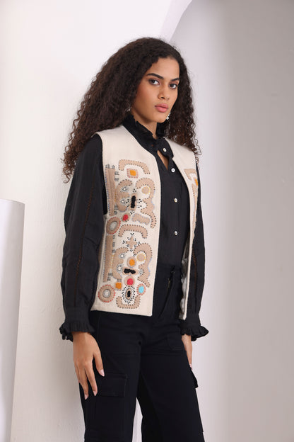 JORDAN WOMEN APPLIQUE EMBROIDERY VEST