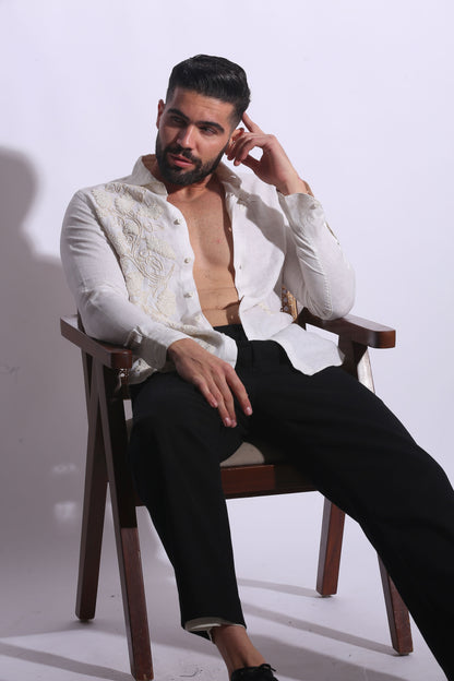 Embroidered very white linen knotted shirt - all knots 